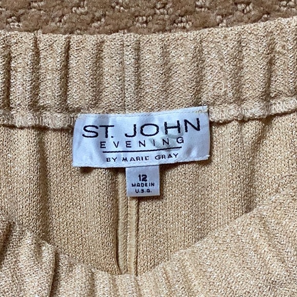 St. John eveningwear size 12 gold - Picture 6 of 6